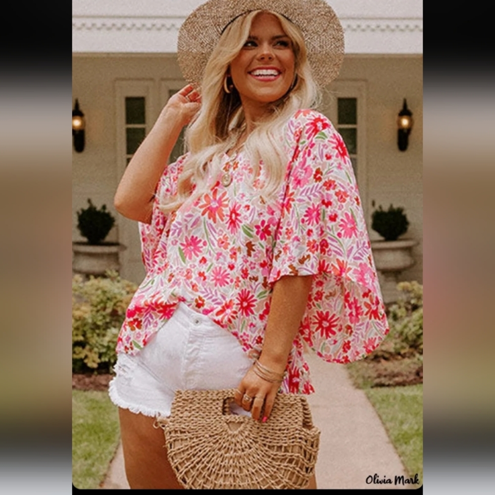 New Floral print V Nexk Blouse Plus size 2X last one 🌸🌺🌸🆑 CL 1